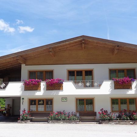Hotel Haus Enzian Thiersee Exterior foto